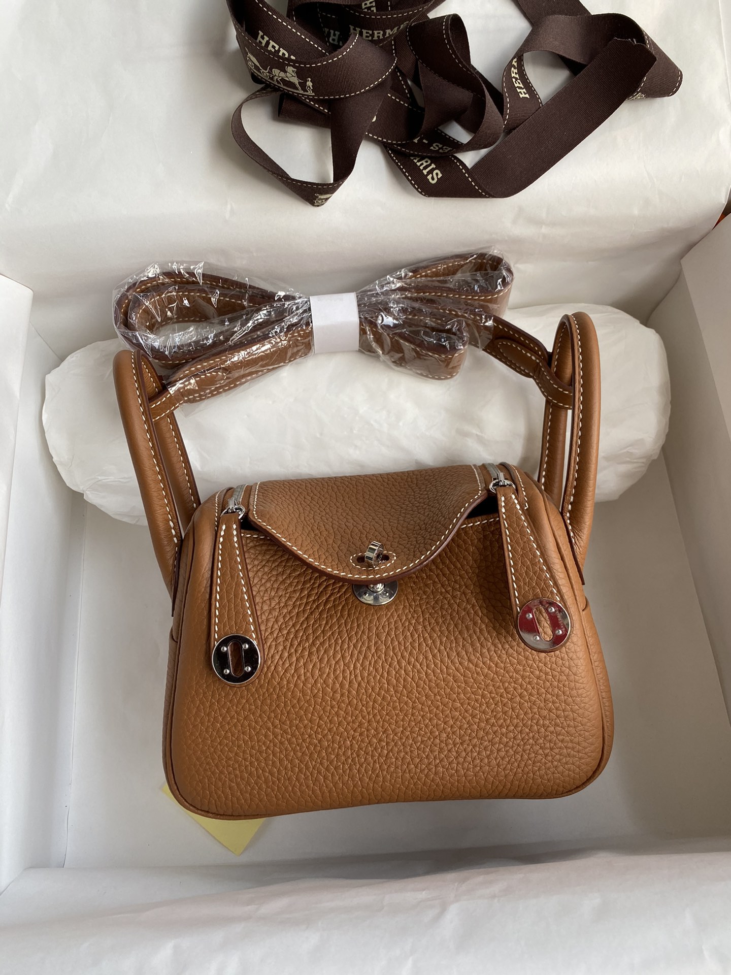 Hermes Mini Lindy 19cm Handbag Shoulder Bag In Brown Clemence Leather